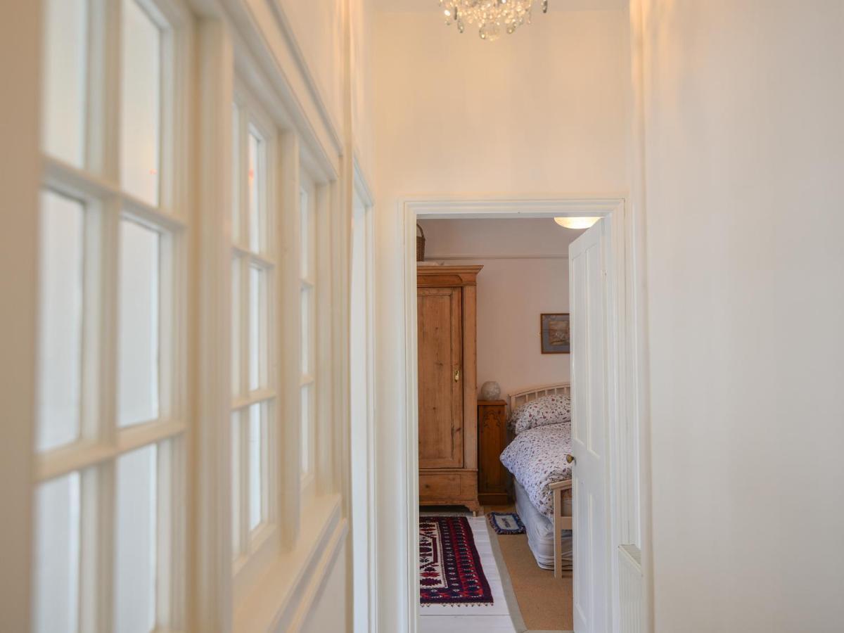 Naunton Cottage Lyme Regis Luaran gambar